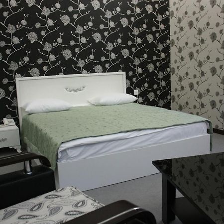Titanik Hotel Баку Екстер'єр фото