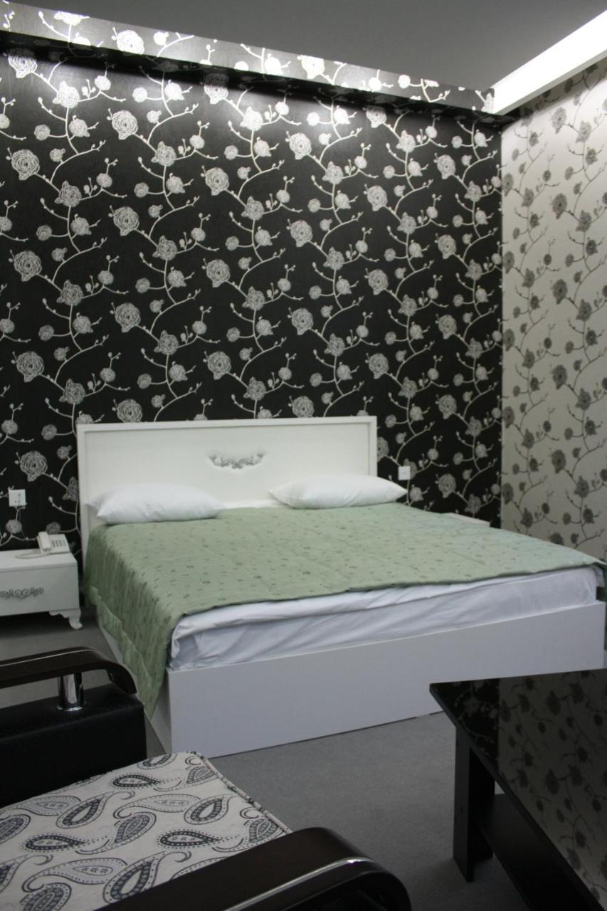 Titanik Hotel Баку Екстер'єр фото